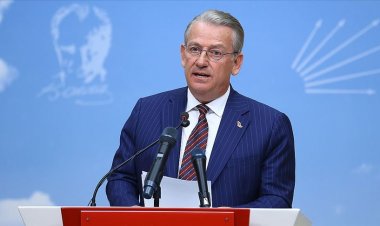 Eski CHP Milletvekili Haluk Pekşen hayatını kaybetti