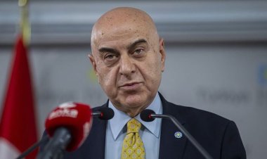 Cihan Paçacı İYİ Parti'deki  görevine geri döndü