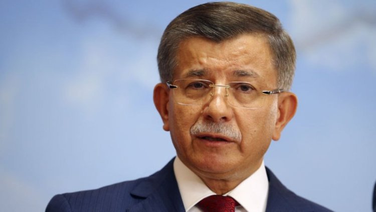 Davutoğlu 'Meselemiz, cumhurbaşkanlığı  makamını asla bir isme endekslemek değildir'