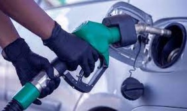 Benzine 1 lira 12 kuruş zam geliyor