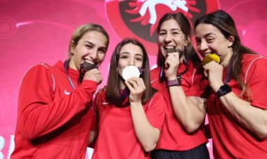 Zagreb’e 10 sporcu gidecek