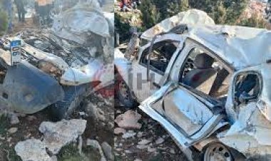 Karaman'da hafif ticari araç  alt geçide düştü: 2 ölü, 1 yaralı