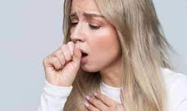 Geçmeyen öksürük ve hapşırma  nedeni alerjik rinit olabilir