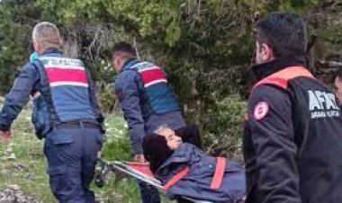 Kayalıklardan düşen kişiyi jandarma  ve AFAD ekipleri kurtardı