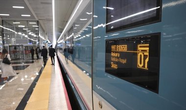 Ankara-Sivas Hızlı Treni ilk seferi için yola çıktı