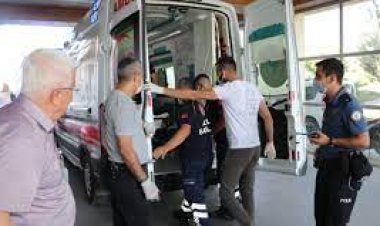 Konya'dan Karaman'a gidip önce evi  terk eden eşini sonra kendini bıçakladı!