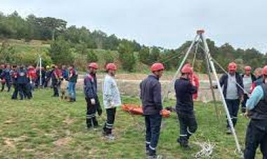 Karatay Belediyesi arama kurtarma ekibi kurdu
