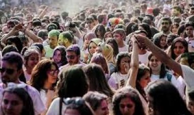 Türkiye'de nüfusun 12,9 milyonu genç