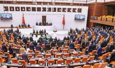 15 PARTİLİ MECLİS