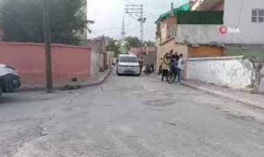 Konya'da 2 şüpheli, yolda para istedikleri kişiyi bıçakladı