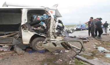 Konya'daki kazada hayatını kaybedenlerin sayısı 3'e yükseldi