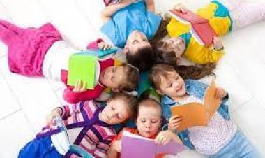 "Yıldızlara Yolculuk" kitap seti minik okurlarla buluştu