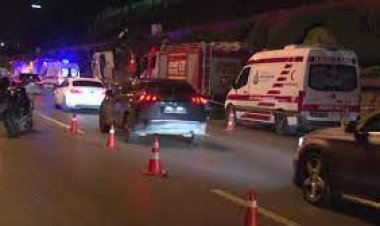 Maltepe'de alkollü sürücü yol bakım ekibinin arasına daldı, 4 ölü 1 yaralı