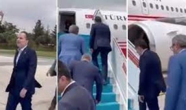 Erbakan devletin uçağına  bindi