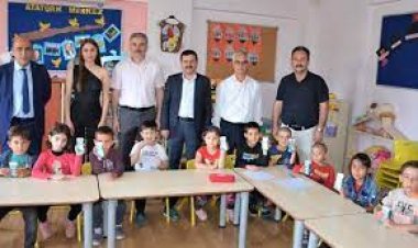 Torku'dan Hatay'daki okullara süt dağıtımı