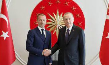 Erdoğan, UEFA ve FIFA Başkanlarıyla görüştü