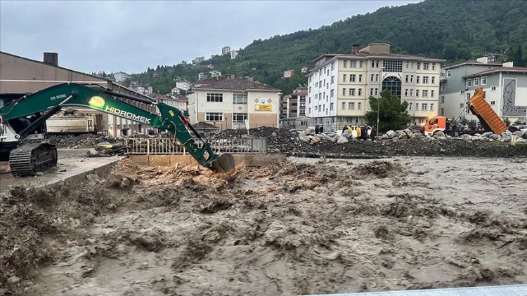 Kastamonu, Samsun ve Sinop’un bazı ilçelerinde  şiddetli yağış nedeniyle okullar tatil edildi