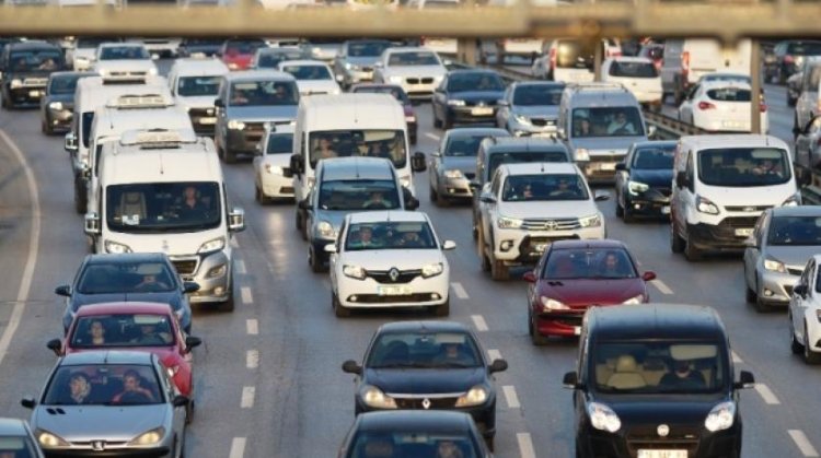 Konya'da trafiğe kayıtlı  araç sayısı 825 bin 10 oldu