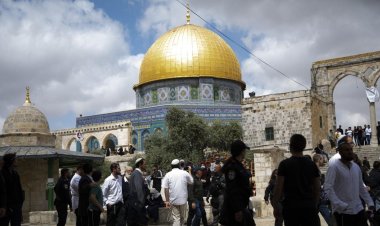 Yahudiler, Mescid-i Aksa'ya baskın düzenledi
