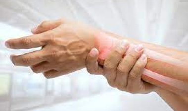 Kadınlarda menopoz sonrası  kemik erimesi riski artıyor