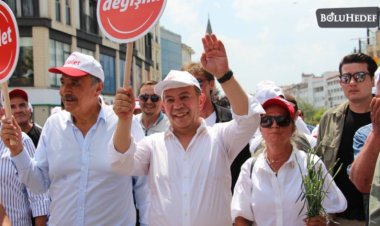 Tanju Özcan'ın Ankara'ya  yürüyor