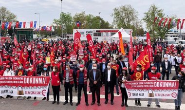 GENEL-İŞ Sendikası üyelerinden iş bırakma eylemi