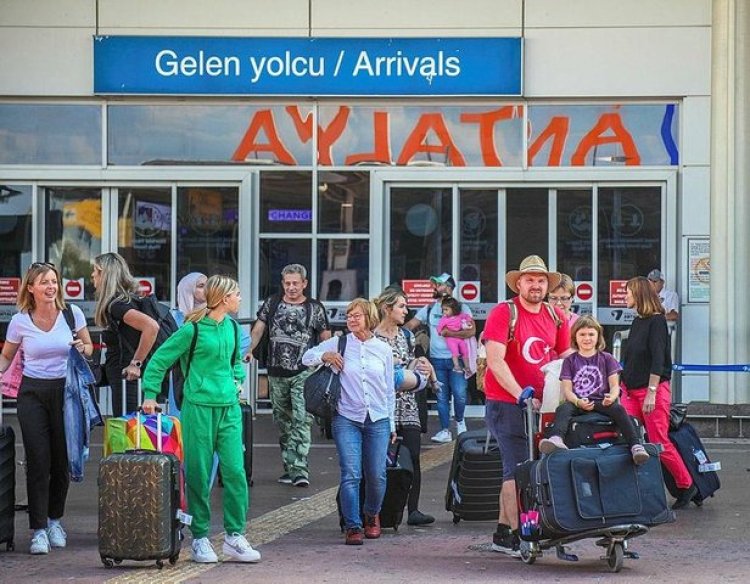 Antalya'ya turist akını!