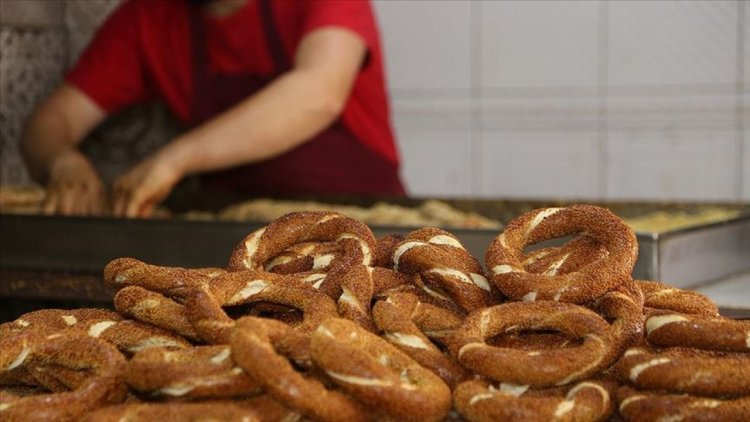 Simit ve poğaçaya zam geldi