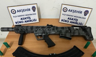 Konya'da ruhsatsız av tüfeğiyle ateş  açan alkollü sürücü gözaltına alındı