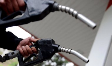 AKARYAKIT ZAM  OLARAK AKIYOR