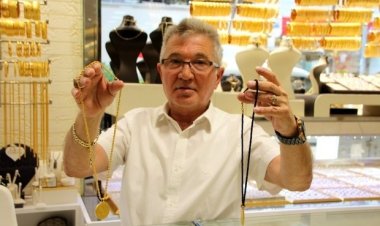 Düğünlerin gözde takısı haline gelen  yarım gram altın tarih oluyor