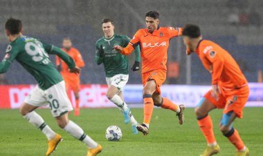 Süper ligde  4. Hafta maçında onlarda sarı kart, bir kırmızı kar ve bir gol. Yeşil-Beyazlılar  süper ligde  rakibi Başakşehir’i ilk defa yenmeyi başardı   KARTALIN YÜKSELİŞİ : 0-1