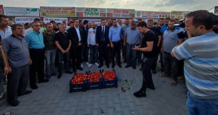 Bektaş, Ereğli’deki domates üreticilerinin eylemine destek verdi