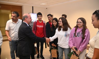 HATAYLI ÖĞRENCİLER KONYA GEZİSİYLE MORAL BULDU