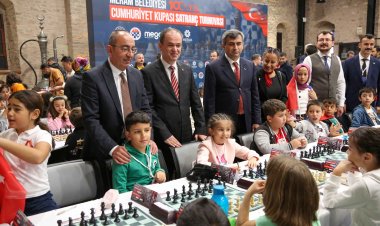 Meram Belediyesi 100.Yıl Satranç Turnuvası sona erdi