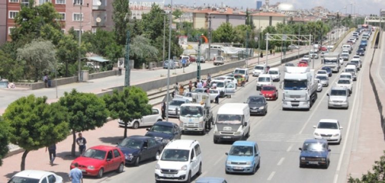 Konya'da trafiğe kayıtlı araç sayısı 844 bin 889'a ulaştı