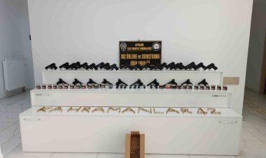 Silah kaçakçılarına operasyon