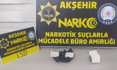 Konya’da peçeteye emdirilmiş uyuşturucu ele geçirildi