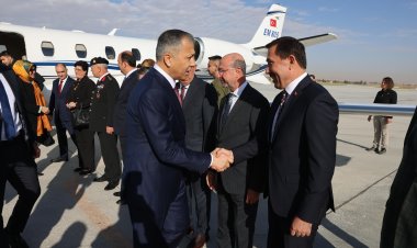 Konyalı Bakan memleketine geldi