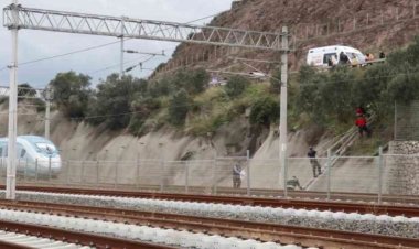 HIZLI TREN KAZA YAPTI