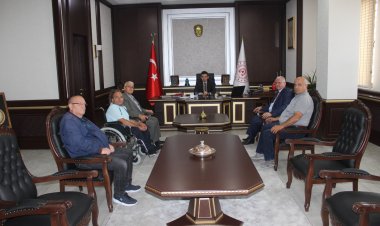 Mıhçı ve yönetiminden Karatay Kaymakamı Cengiz’e ziyaret