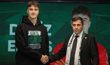 Konyaspor'da beklenen açıklama geldi! Sözleşme imzalandı