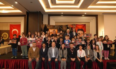 RIFAT MERT AKPINAR ANISINA SATRANÇ TURNUVASI DÜZENLENDİ