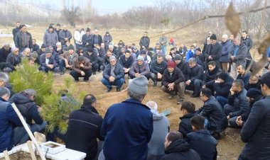 GENÇ FUTBOLCUMUZ DUALARLA  SON YOLCULUĞUNA UĞURLANDI