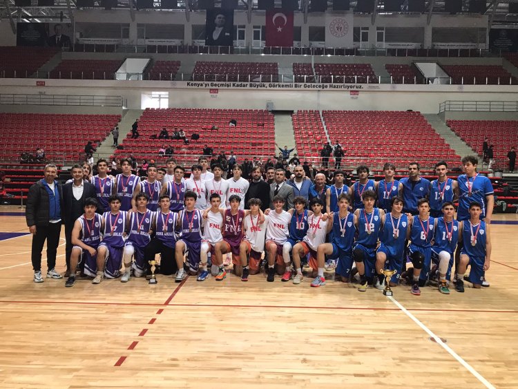 OKUL SPORLARI BASKETBOL GENÇ ERKEKLER-KIZLAR A MÜSABAKALARI SONA ERDİ