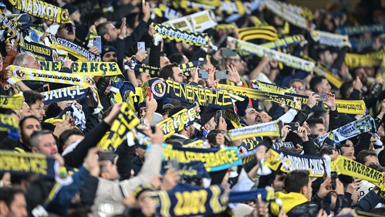 Fenerbahçe taraftarı, yaklaşık 5 yıl sonra Dolmabahçe'de  takımlarının yanında yer alacak