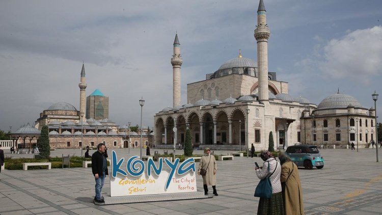 Zemheri girdi, kar yok! Konya hasret kaldı