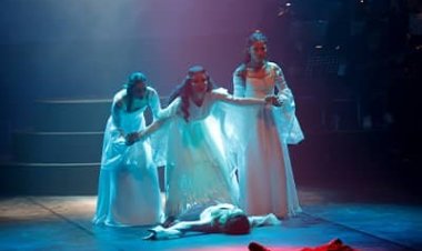 DÜNYANIN EN İYİ FİLMİ