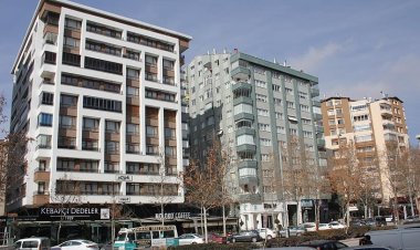 Konya Aydınlar Ocağı Güzel Sanatlar Genel Müdürü Sanatçı Ömer Faruk Belviranlı’ya Vefa Gecesi düzenledi.