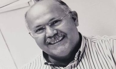 Yeniden Refah Partisi Büyükşehir belediye  başkan adayı Mehmet Köseoğlu'nu gösterdi